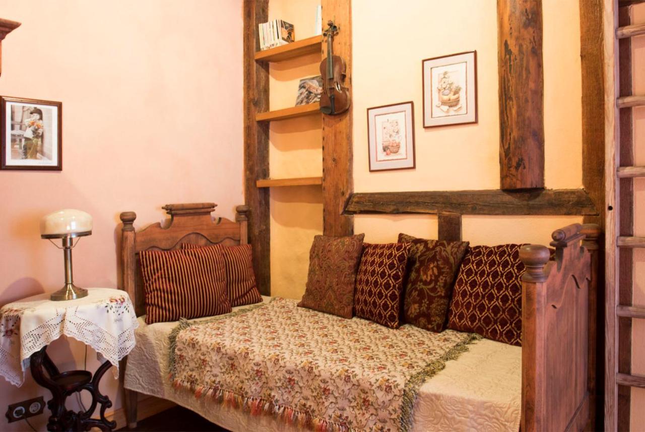 Old Town Fairytale, 2 Bedrooms And Terrace, Tartu Home Bagian luar foto