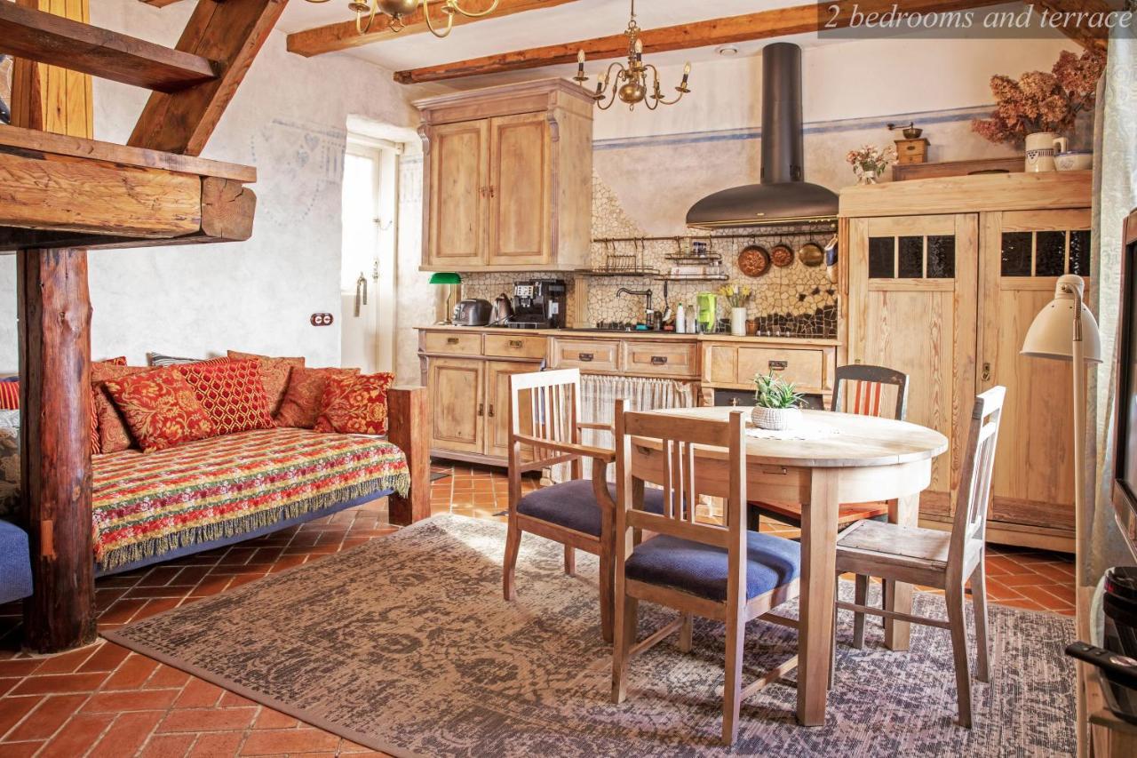 Old Town Fairytale, 2 Bedrooms And Terrace, Tartu Home Bagian luar foto